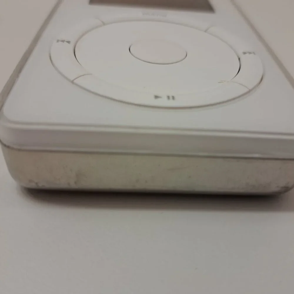 iPod Classic 1st Generation 10GB (+ New Extended Battery + Original Charger)  #1